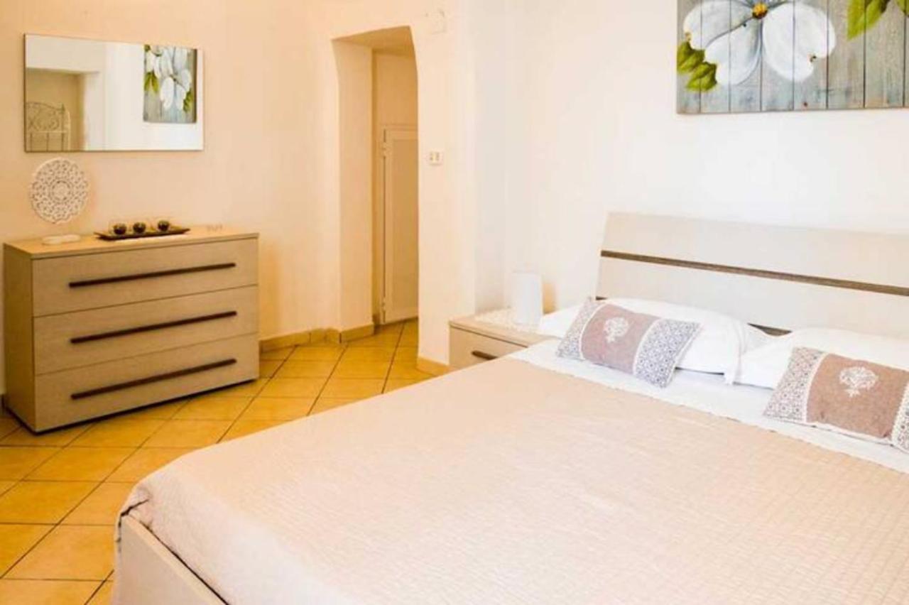 Cuore Di Puglia - Heart Of Apulia - Via Luigi Indelli 48 - Monopoli Apartment Luaran gambar